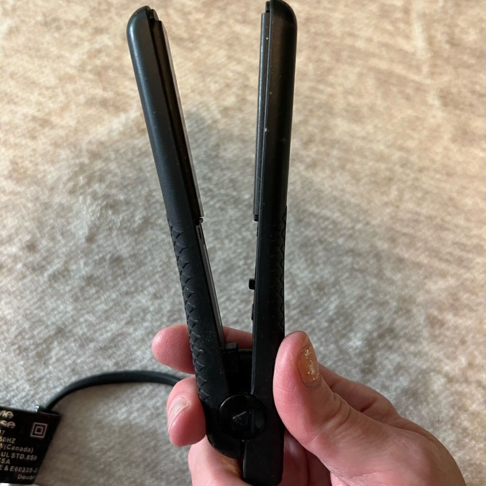 Style House Mini Straightener - Picture 4 of 7